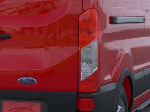 New 2025 Ford Transit 250 Low Roof image 18