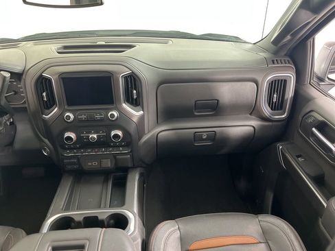 Used 2022 GMC Sierra 1500 AT4 w/ AT4 Premium Package image 19