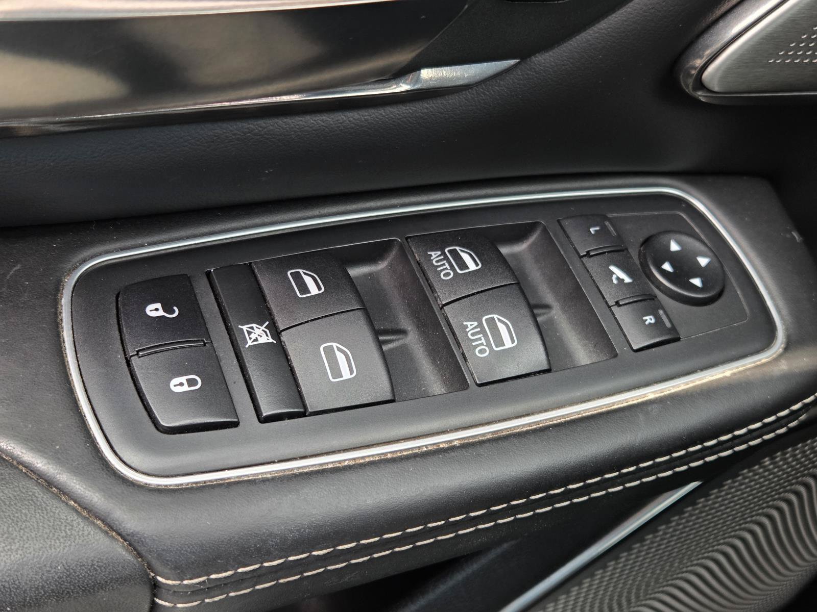 Used 2020 RAM 1500 Limited AWD/4WD image 23
