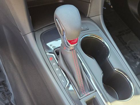 Used 2024 Chevrolet Equinox RS w/ RS Leather Package image 23