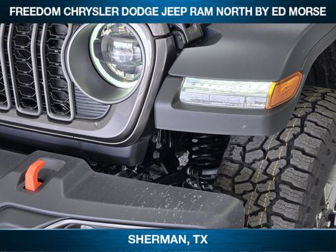 New 2026 Jeep Gladiator Mojave image 5