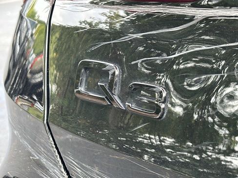 Used 2023 Audi Q3 2.0T Premium w/ Black Optic Sport Package AWD/4WD image 11