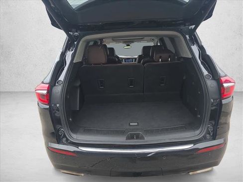 Used 2021 Buick Enclave Avenir w/ Avenir Technology Package FWD image 21