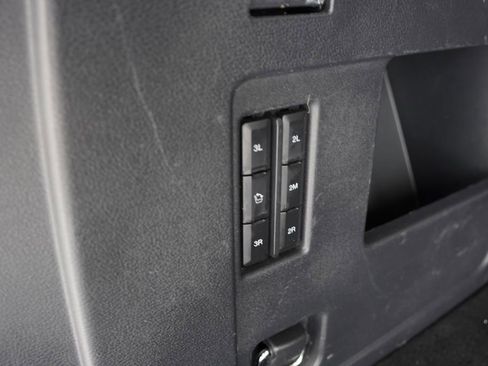 Certified 2024 Ford Expedition Max XLT image 25