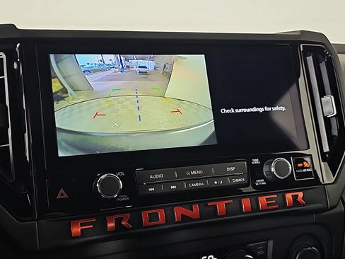 Used 2025 Nissan Frontier Pro-X RWD image 20