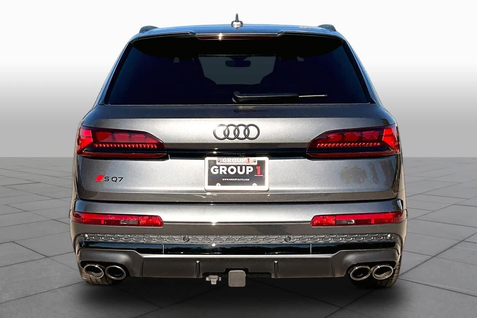 Used 2025 Audi SQ7 Prestige AWD/4WD image 4