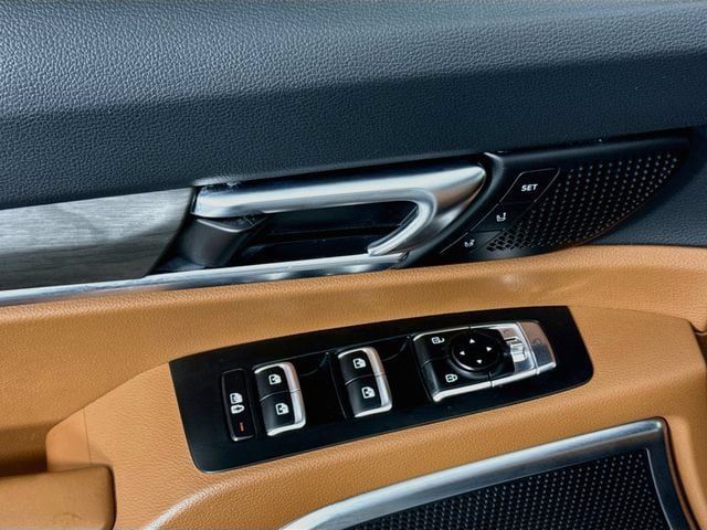 Used 2025 Kia Telluride SX X-Line AWD/4WD image 18