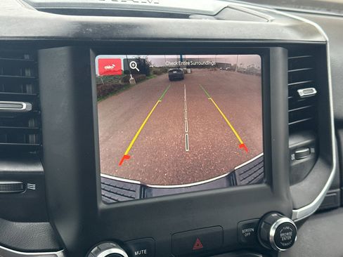 Used 2024 RAM 2500 Big Horn image 17