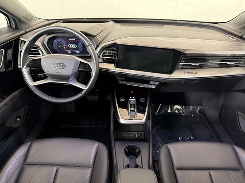 Used 2024 Audi Q4 e-tron Prestige image 15