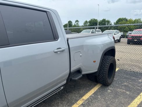 Used 2024 Chevrolet Silverado 3500 LT w/ All Star Edition AWD/4WD image 14
