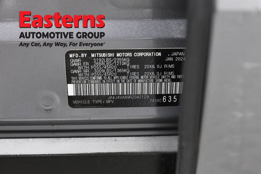 Used 2024 Mitsubishi Outlander SE AWD/4WD image 37