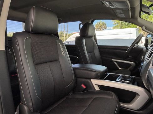 Used 2016 Nissan Titan PRO-4X image 34