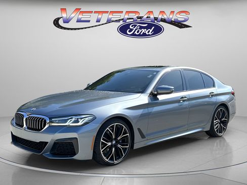 Used 2021 BMW 530i w/ M Sport Package RWD image 1