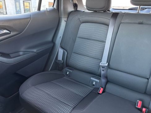 Used 2025 Chevrolet Equinox LT image 38