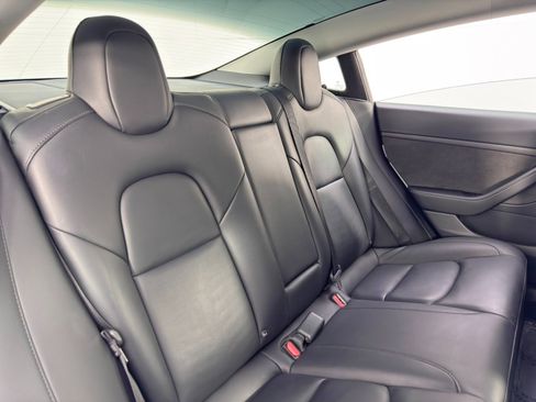 Used 2022 Tesla Model 3 Long Range image 38