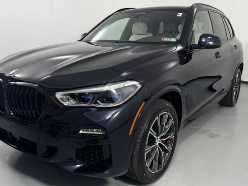 Used 2021 BMW X5 M50i w/ Executive Package AWD/4WD image 3