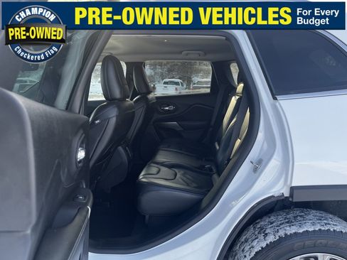 Used 2020 Jeep Cherokee Latitude Lux w/ Quick Order Package 26H Lux image 24