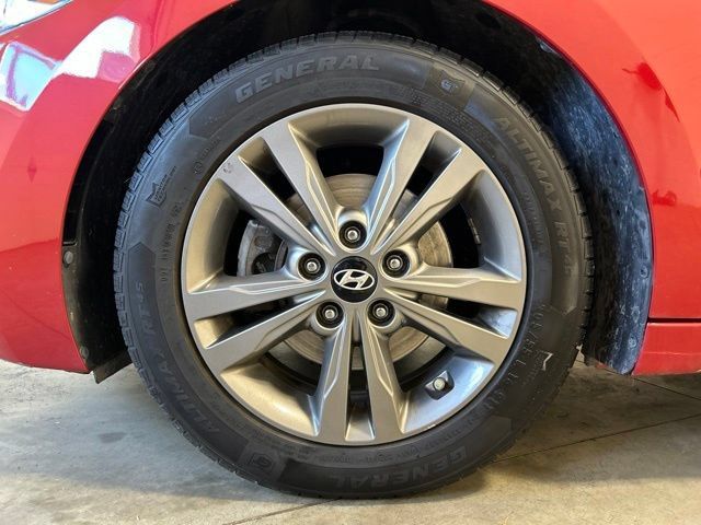 Used 2017 Hyundai Elantra SE FWD image 10