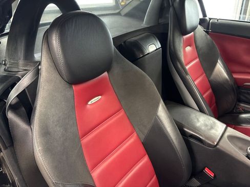 Used 2005 Mercedes-Benz SLK 55 AMG image 57