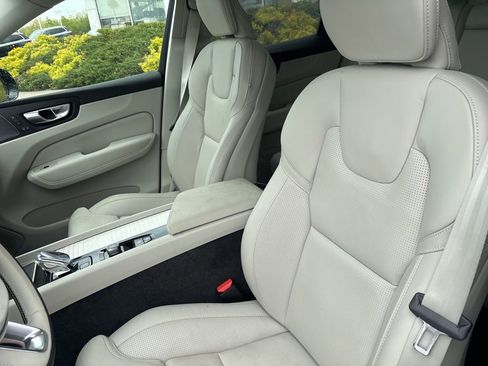 Certified 2026 Volvo XC60 B5 Ultra w/ Protection Package Premier AWD/4WD image 17