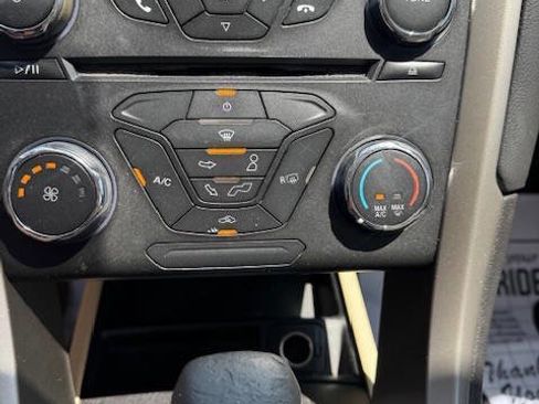 Used 2016 Ford Fusion SE image 37