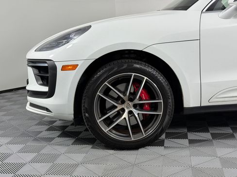 Used 2022 Porsche Macan S image 12