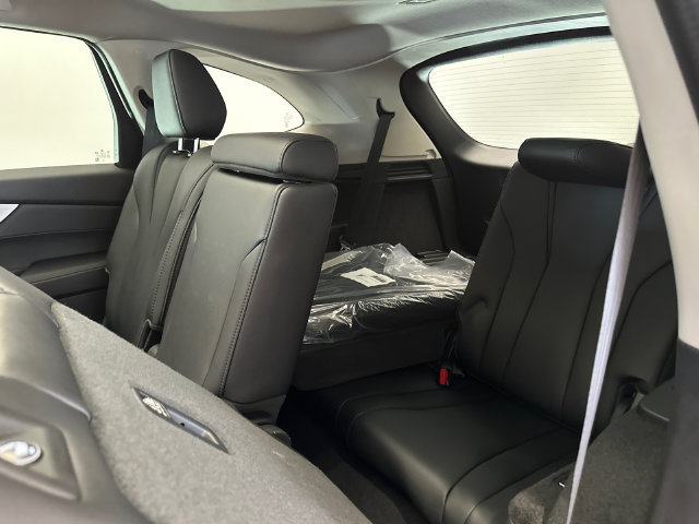 Certified 2026 Acura MDX SH-AWD image 15