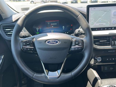 Used 2023 Ford Escape SE w/ PHEV Premium Package FWD image 24