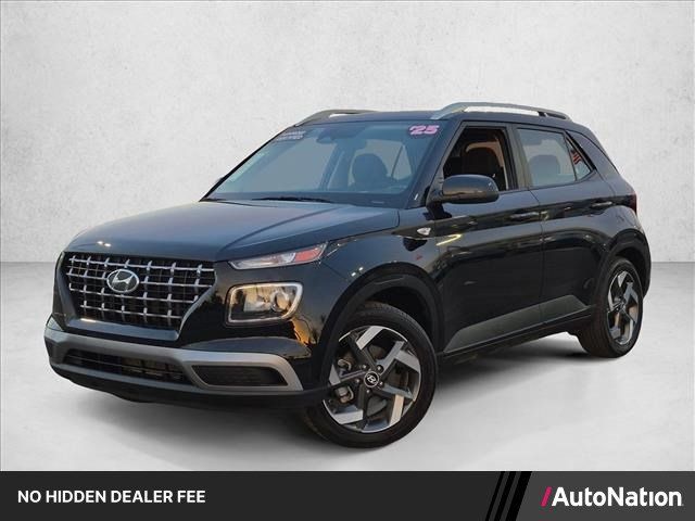 Used 2025 Hyundai Venue SEL FWD image 1