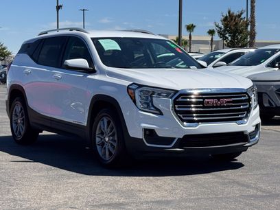 Used 2024 GMC Terrain SLT