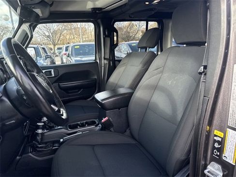 Used 2021 Jeep Wrangler Unlimited Sport image 16