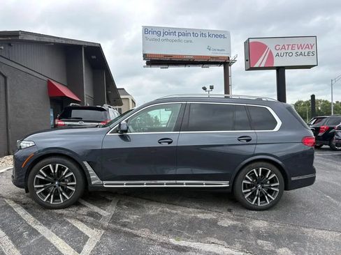 Used 2021 BMW X7 xDrive40i w/ Premium Package AWD/4WD image 2