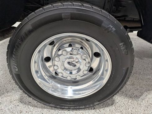 Used 2022 Ford F450 XLT w/ XLT Premium Package image 13