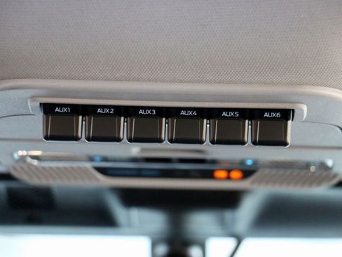 New 2026 Ford F250 Lariat w/ Black Appearance Package image 36