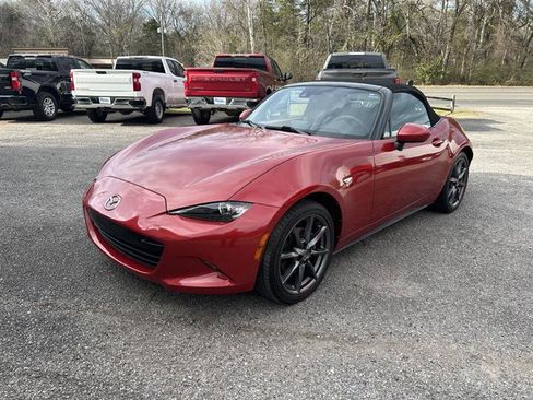 Used 2017 MAZDA MX-5 Miata Grand Touring image 1