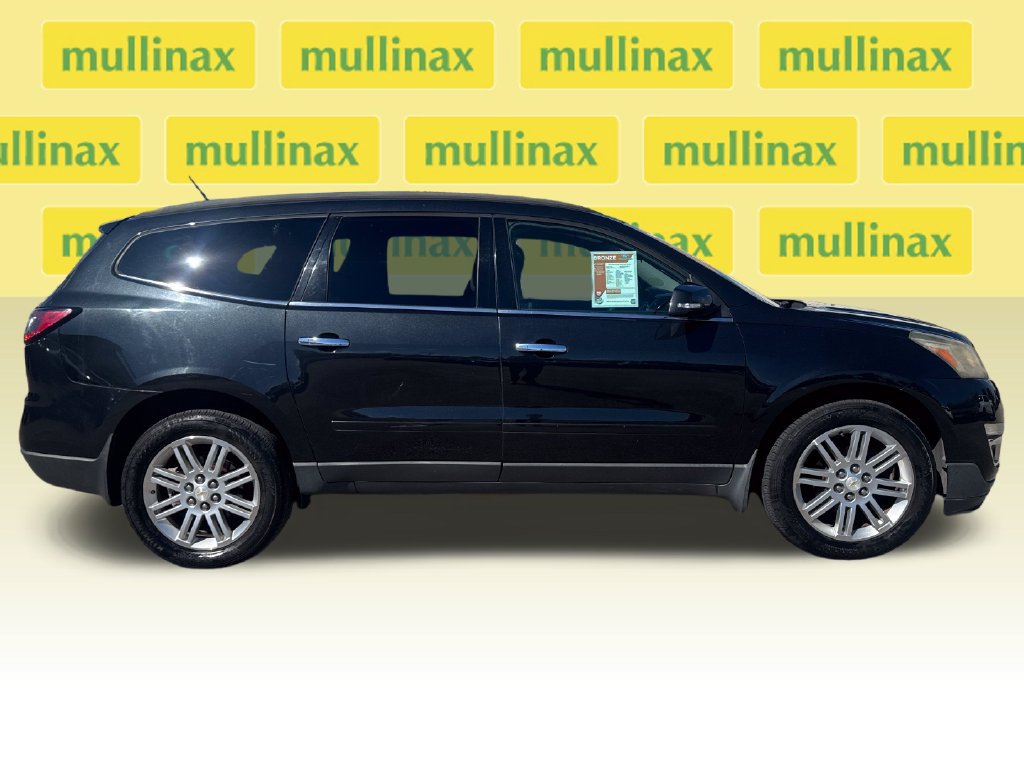 Used 2013 Chevrolet Traverse LT w/ All-Star Edition AWD/4WD image 2