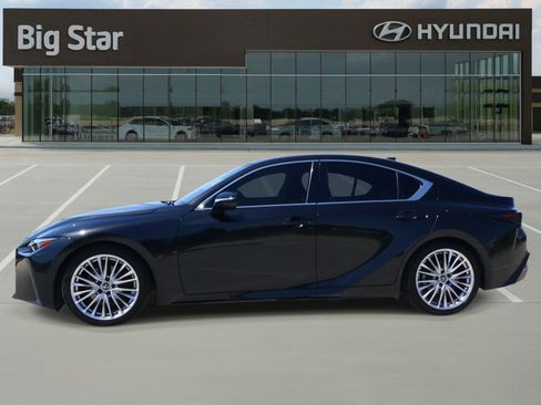Used 2023 Lexus IS 300 w/ Premium Package RWD image 2