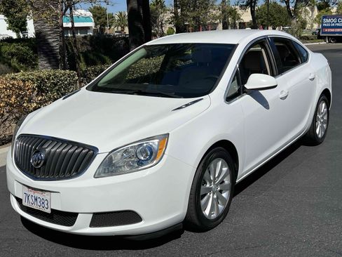 Used 2015 Buick Verano FWD image 10