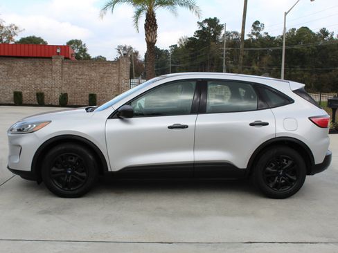 Used 2020 Ford Escape S image 3