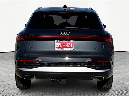 Used 2025 Audi Q5 Premium Plus w/ Premium Plus image 4