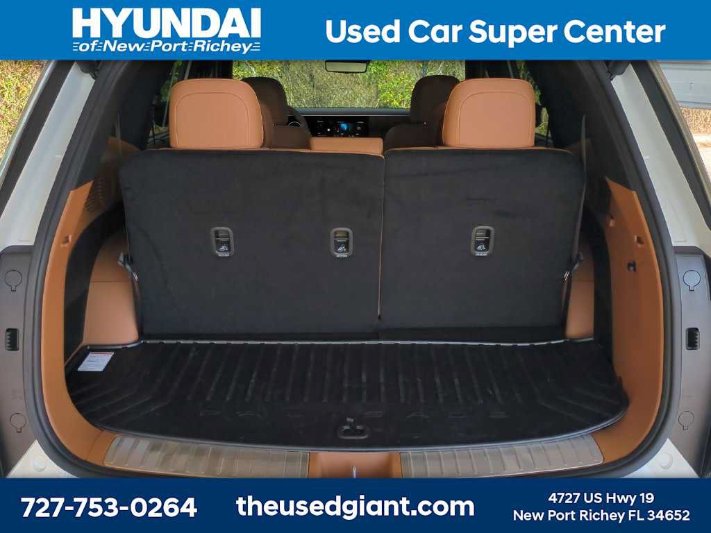 Used 2027 Hyundai Palisade Calligraphy FWD image 12