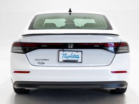 Used 2025 Honda Accord SE image 32