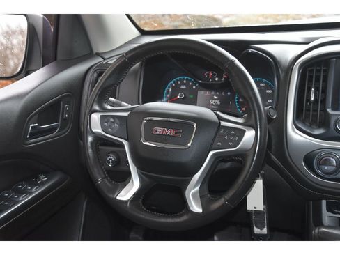 Used 2019 GMC Canyon SLE w/ SLE Convenience Package image 14