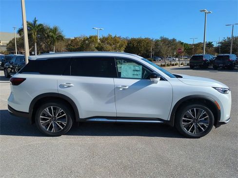 New 2026 INFINITI QX60 Luxe w/ Cargo Package image 3