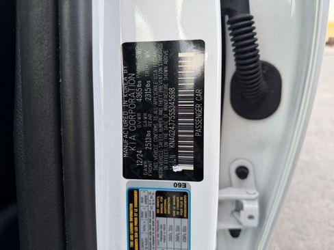 Used 2025 Kia K5 LXS image 28