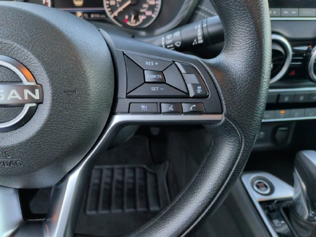 Used 2024 Nissan Sentra SV FWD image 15