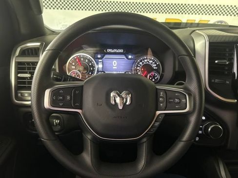 New 2026 RAM 1500 Express AWD/4WD image 14