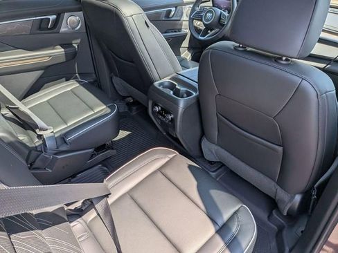 Used 2026 Buick Enclave Avenir w/ Super Cruise Package AWD/4WD image 34