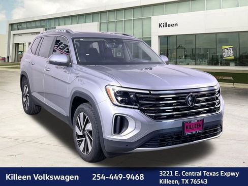 New 2025 Volkswagen Atlas SEL image 9