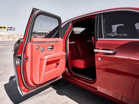 Used 2024 Rolls-Royce Ghost AWD/4WD image 26